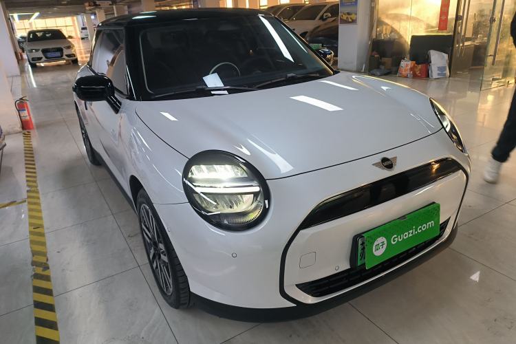 Used  Electric MINI COOPER 2025 456km COOPER E Classic Style