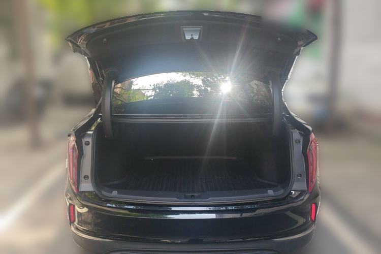 Used Hongqi E-QM5 2023 620km PLUS
