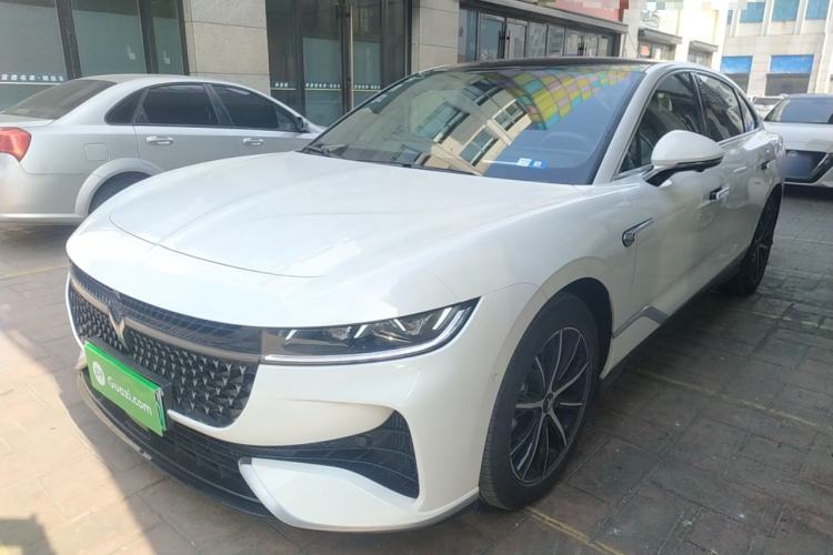 Used VOYAH PASSION 2024 PHEV Four-Wheel Drive Ultra-Long Range Executive Edition
