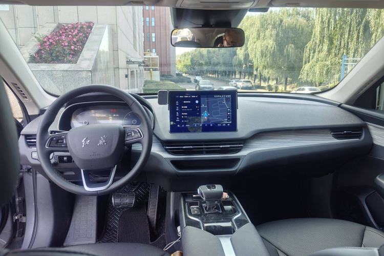 Used Hongqi E-QM5 2024 610 km PLUS
