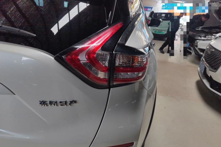 Used Nissan Murano 2019 2.5L XL Two-Wheel Drive Smart Connect Luxury Edition China VI Standard
