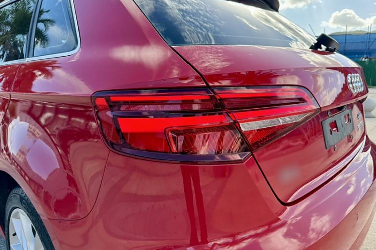 Used Audi A3 2018 30th Anniversary Edition Sportback 35 TFSI Ambition Model
