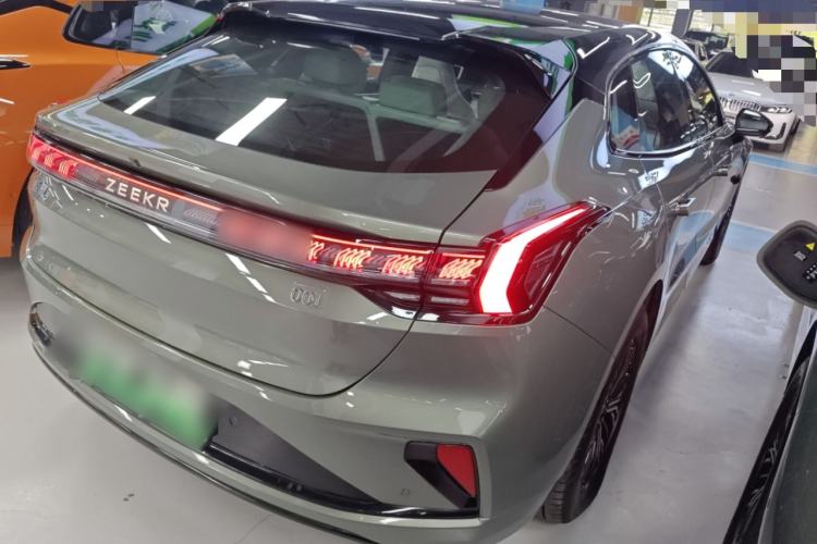 Used Zeekr 001 2024 WE Edition 100 kWh Rear-Drive
