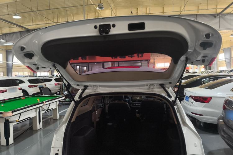 Used Baojun 310W 2017 1.5L Manual Fashion Model China V
