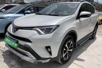 Used Toyota RAV4 2016 2.0L CVT Two-Wheel Drive Fashion Edition China V Standard