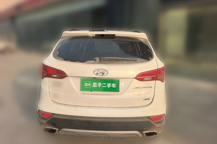 Used Hyundai Santa Fe 2015 2.4L Automatic All-Wheel Drive Smart Version 5 Seats