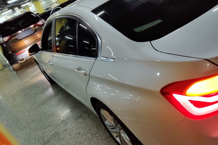 Used BMW 3 Series 2017 320Li Fashion Model
