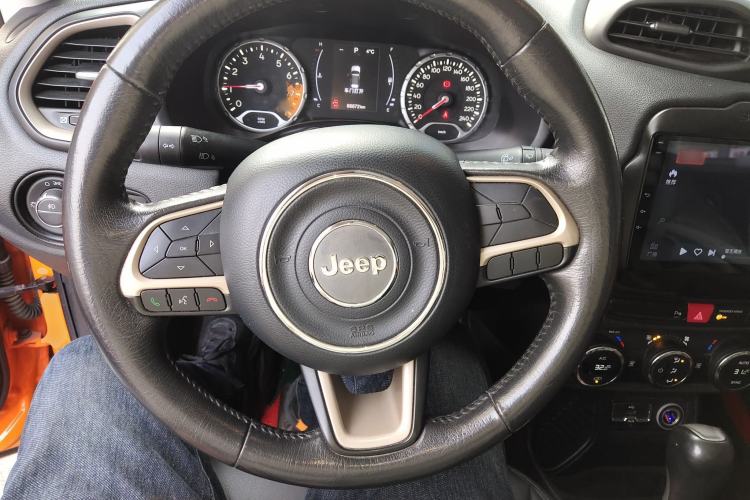 Used  Renegade 2017 180T Automatic Jingneng Edition
