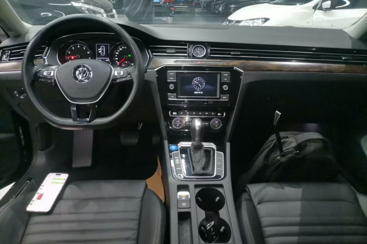 Used Volkswagen Magotan 2018 Facelift 330TSI DSG Luxury Model
