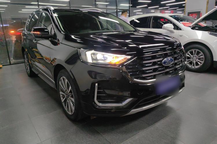 Used Ford Edge 2021 PLUS EcoBoost 245 Two-Wheel-Drive Titanium 7-Seater
