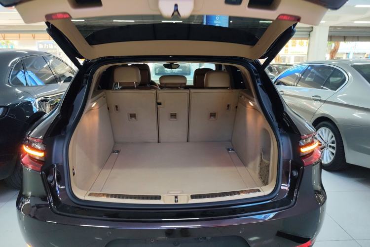 Used Porsche Macan 2017 Macan 2.0T
