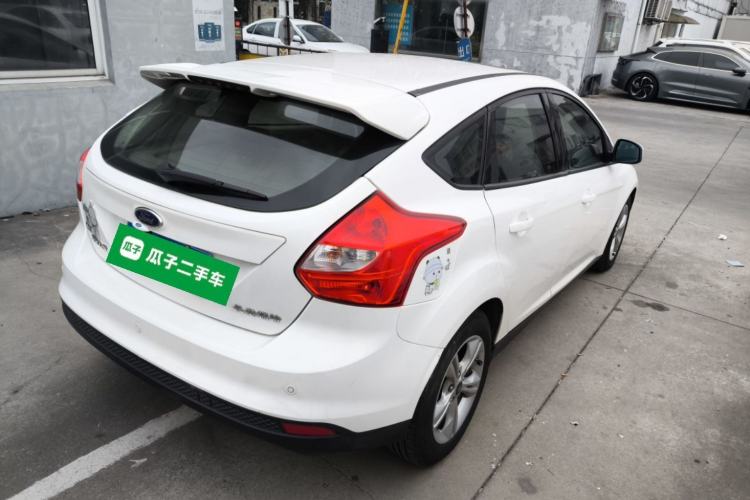 Used Ford Focus 2012 Hatchback 1.6L Automatic Fashion Edition
