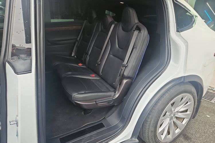 Used Tesla Model X 2019 Long-Range Version
