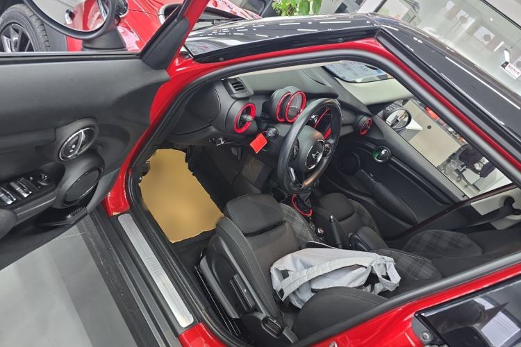 Used MINI MINI 2016 1.5T COOPER Five-Door Edition