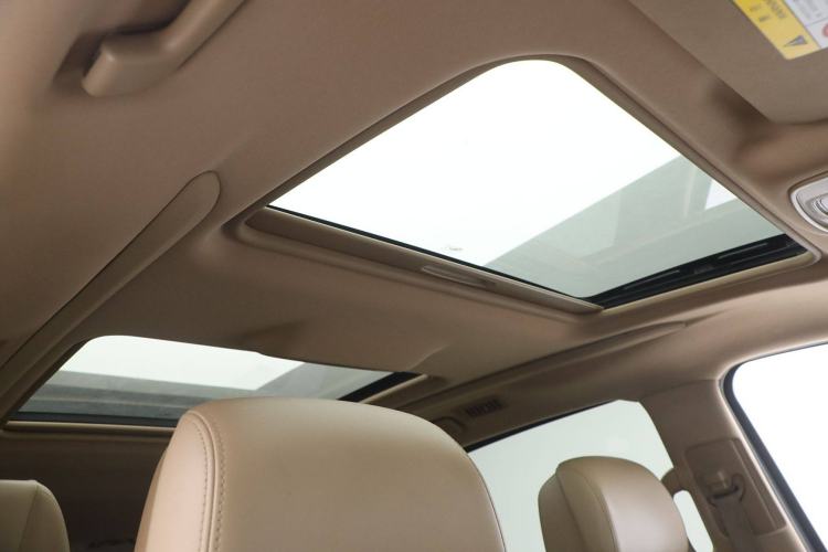 Used Buick GL8 2020 ES Land Cruiser 653T Luxury Model
