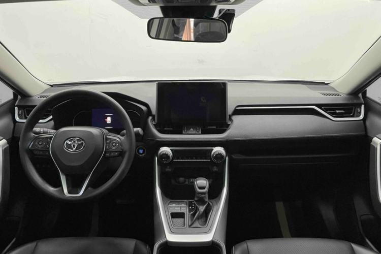 Used Toyota RAV4 2022 2.0L CVT Two-Wheel Drive Fashion Edition