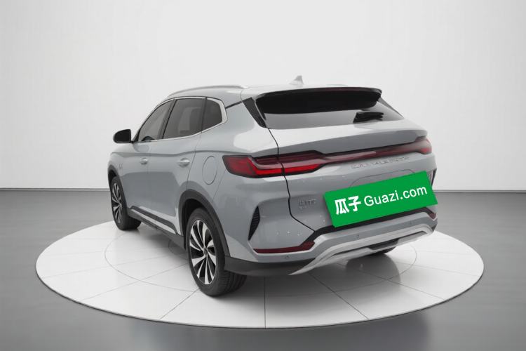 Used BYD Song PLUS New Energy 2023 Champion Edition EV 520KM Prestige Model
