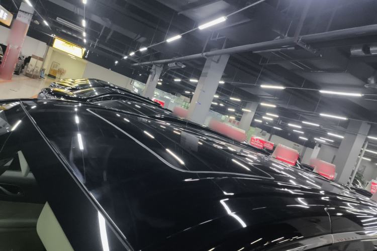 Used VOYAH Dream 2025 PHEV Four-Wheel Drive Prestige Kunpeng Edition
