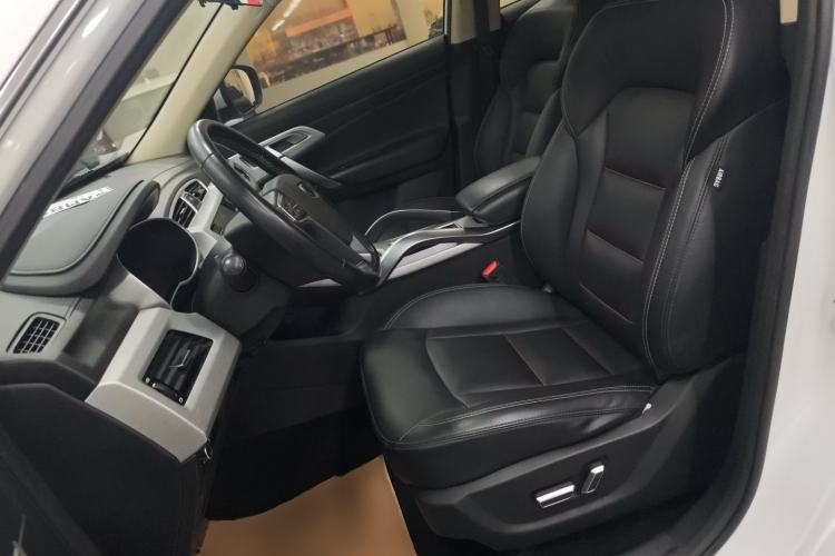 Used Geely Auto Emgrand X7 Sport 2018 1.8TD Automatic Two-Wheel Drive Smart Connect 4G Internet Edition
