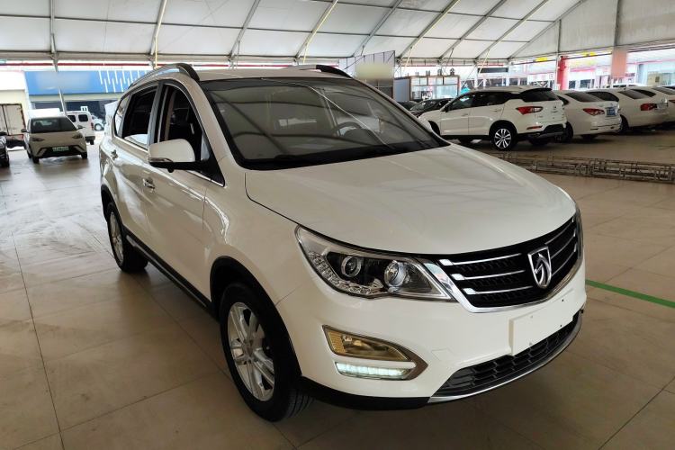 Used Baojun 560 2016 1.8L Manual Elite Version
