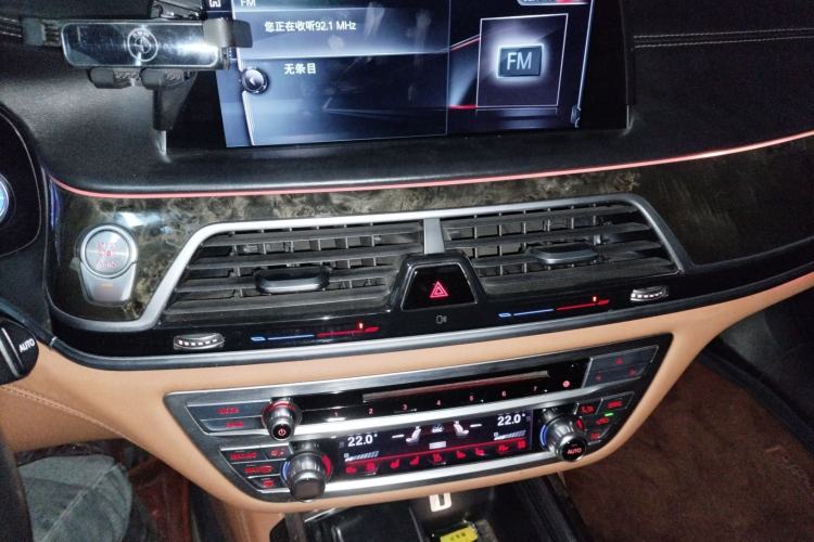 Used BMW 7 Series 2016 730Li Luxury Model
