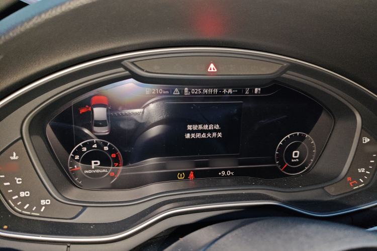 Used Audi A4L 2018 30th Anniversary Edition 40 TFSI Fashion Model
