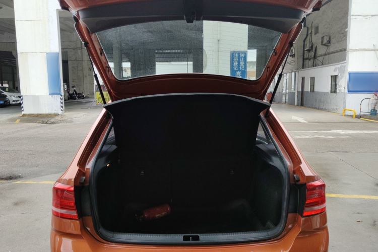 Used Volkswagen Santana 2015 Haval H6 1.6L Automatic Comfort Model
