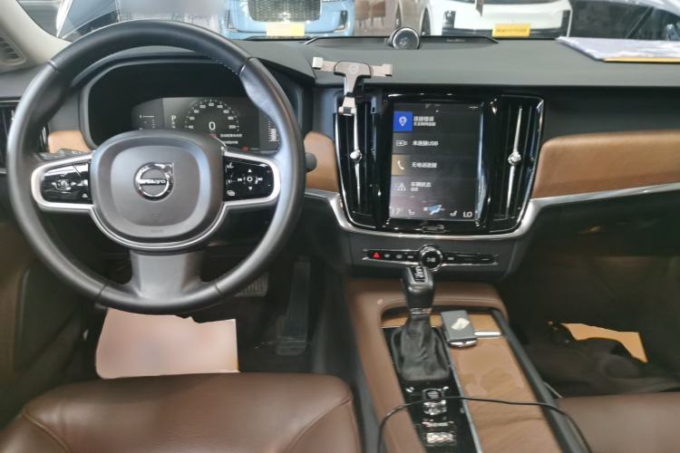 Used Volvo S90 2019 T5 Zhiyi Edition
