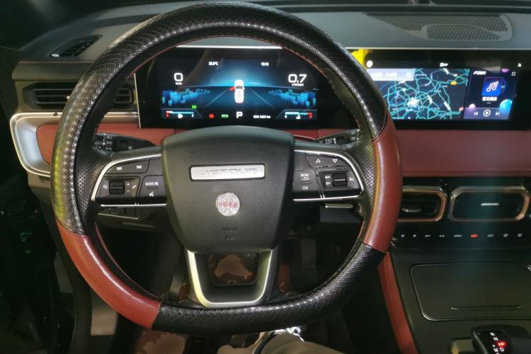 Used JETOUR X70 PLUS 2024 Champion Edition 1.5T DCT Champion MAX 7-Seater
