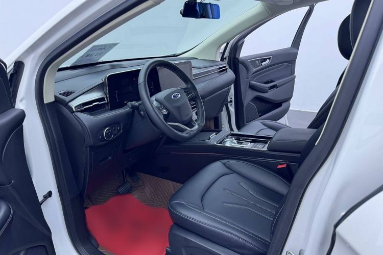 Used Ford Edge 2021 PLUS EcoBoost 245 Two-Wheel-Drive Platinum Edition 5 Seats
