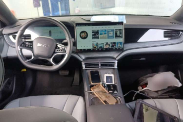 Used BYD Seal 2024 HONOR Edition DM-i 1.5L 121km Luxury Model
