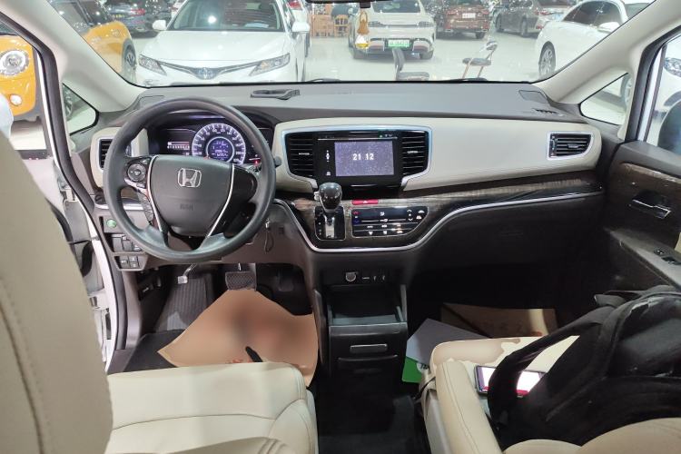 Used Honda Odyssey 2015 Revised Version 2.4L Comfort Edition