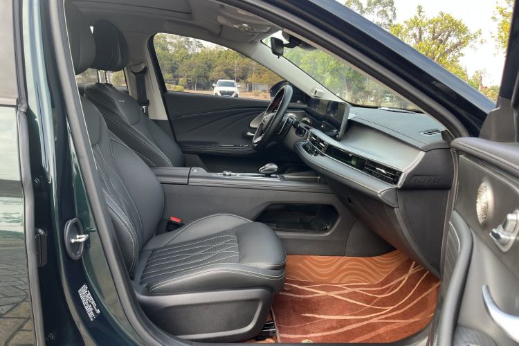 Used Chery Arrizo 8 2023 High-Energy Edition 2.0T DCT Luxury
