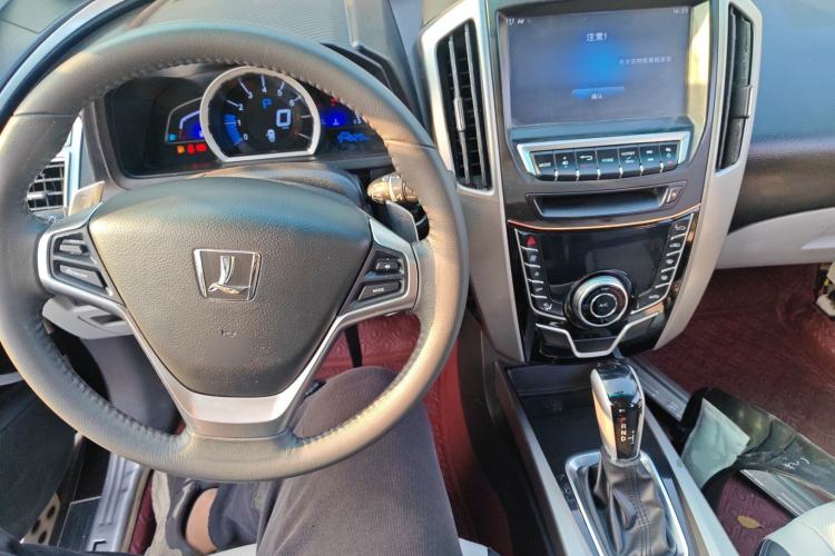 Used Luxgen U6 SUV 2014 2.0T ZhiZun Model