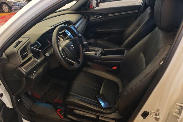 Used Honda Civic 2021 HATCHBACK 220TURBO CVT New Trendsetter