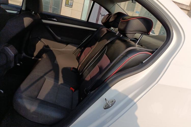 Used Volkswagen Lavida 2017 1.6L Manual Fashion Edition
