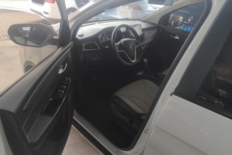 Used Baojun 730 2021 1.5T CVT Fashion Version 7 Seats
