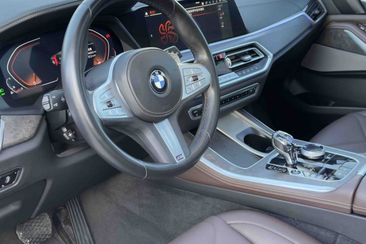 Used BMW X5 2022 Restyled xDrive 30Li Luxury Version M Sport Package