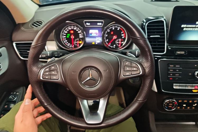 Used Mercedes-Benz GLS 2018 Facelift GLS 320 4MATIC
