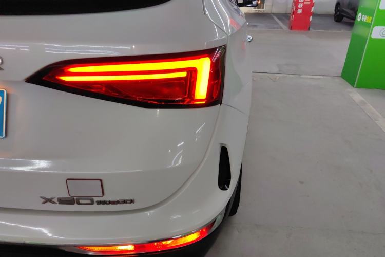 Used Jetour X90 2019 1.6T DCT Luxury Touring Edition 5 Seats China VI Standard
