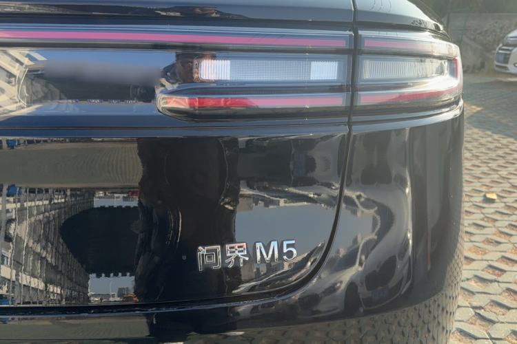 Used Hima AITO M5 2022 Extended-Range Four-Wheel Drive Performance Version
