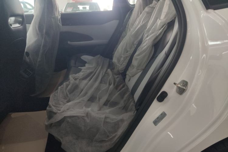 Used Changan UNI-V iDD 2024 Blue Whale Smart Electric iDD 136km ZhiKu Model
