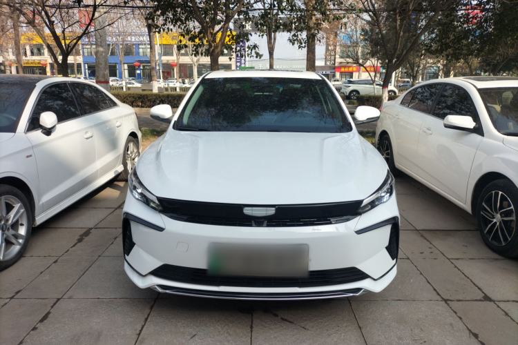 Used Geely Auto Emgrand L HiP 2024 Champion Edition 1.5TD-DHT Pro 100KM Superior Model
