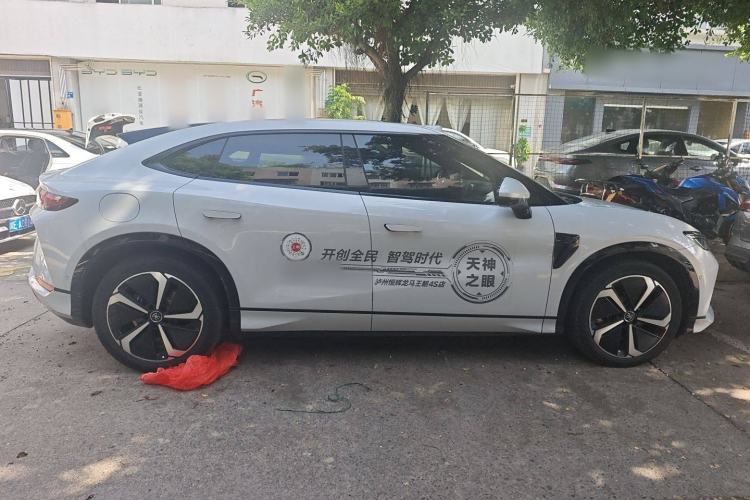 Used BYD Song L EV 2025 Intelligent Driving Version 662 km LiDAR Excellence Edition
