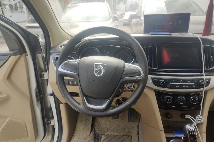 Used Baojun 730 2016 1.5L Manual Comfort Version 7 Seats China V Emission Standard