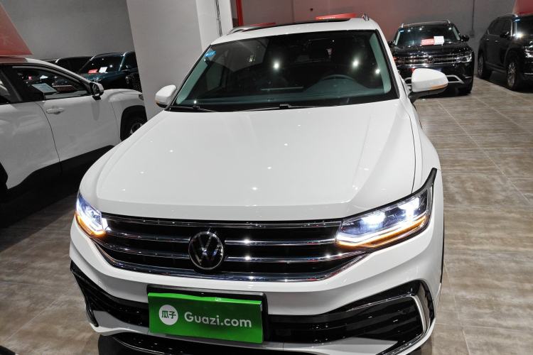 Used Volkswagen Tiguan L 2024 330TSI Automatic Two-Wheel Drive R-Line Enhanced Edition
