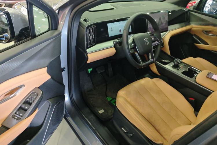 Used BYD Song L DM-i 2024 112 km Leading Edition