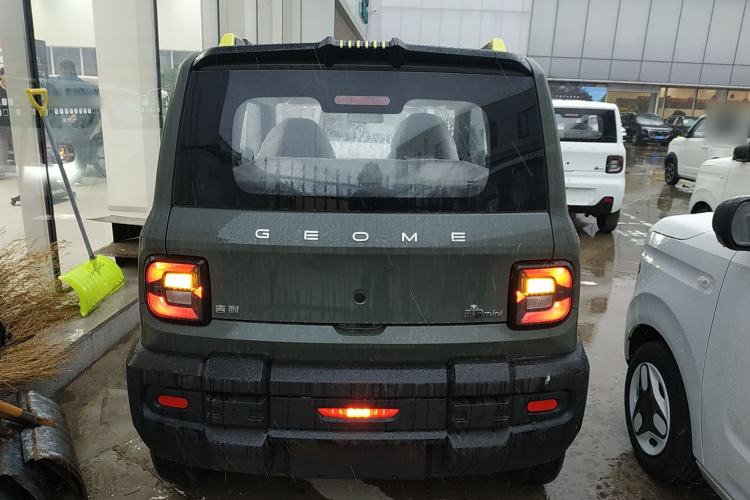 Used  Panda 2025 210km Panda Rider
