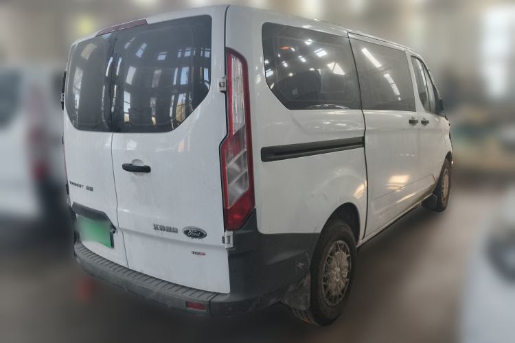 Used Ford Transit 2017 2.0T Diesel Multi-Purpose Commercial Vehicle Short Wheelbase Low Roof China V Standard