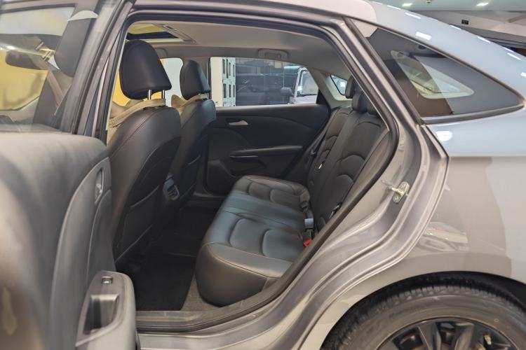 Used Chevrolet Monza 2022 Light Hybrid Redline 320T Dual-Clutch Thrilling Edition